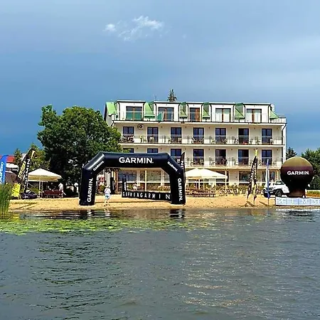 Relax Place & Restaurant
