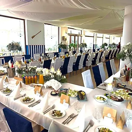 Hotel Relax Place & Restaurant